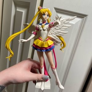 Sailor moon anime figure